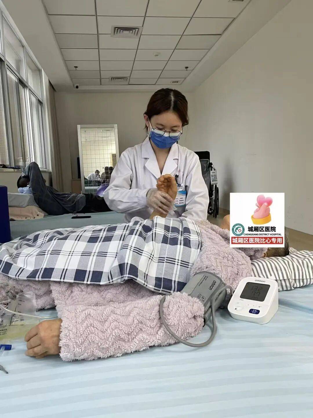 西苑医院代挂专家号加代问诊康复训练专业指导，恢复效果更佳的简单介绍