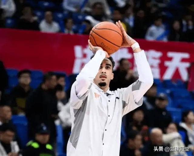 广东大胜吉林！四首发齐发挥，崔永熙王洪泽高效，胡明轩徐杰划水