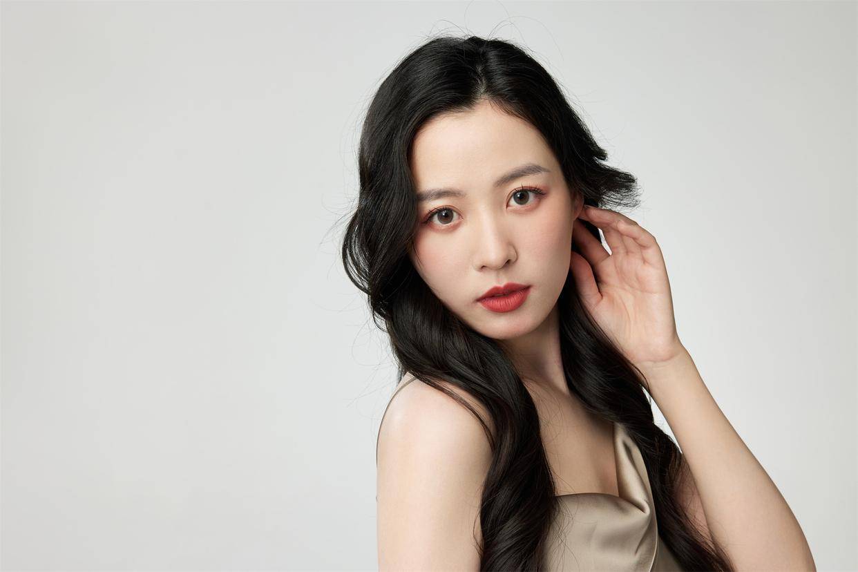 太倒胃口！厕所里泡白条鸡？鲜生爱家回应：