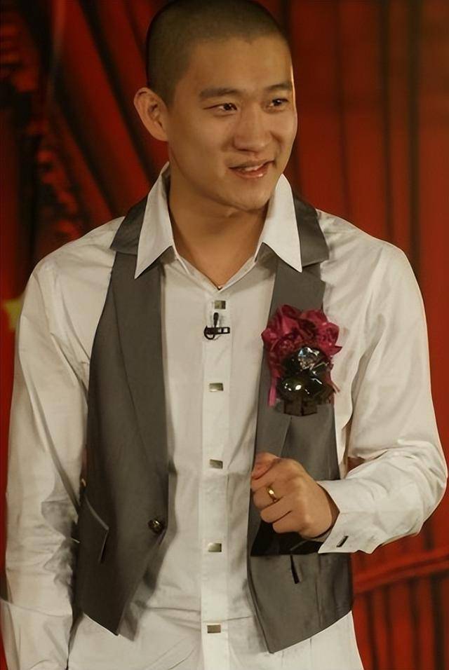 曹云金2026相声全集台词_曹云金 欺师灭祖 争议 逆袭 听云轩 相声专场 万象更新 江阴音乐厅 票价 2026巡演