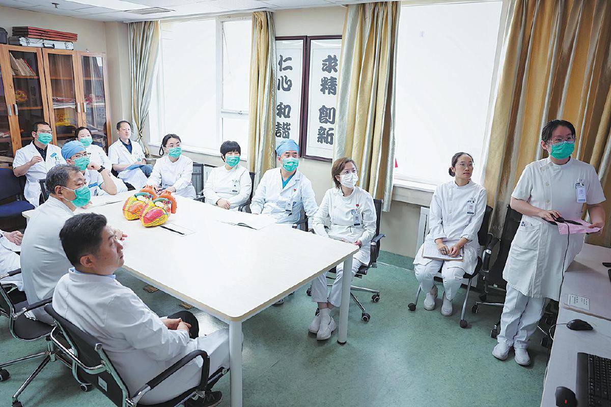 北京大学人民医院帮忙挂号陪同看病重症患者全程照料,身心都得到安抚的简单介绍 北京大学人民医院帮忙挂号陪同看病重症患者全程照料,身心都得到安抚的简单介绍