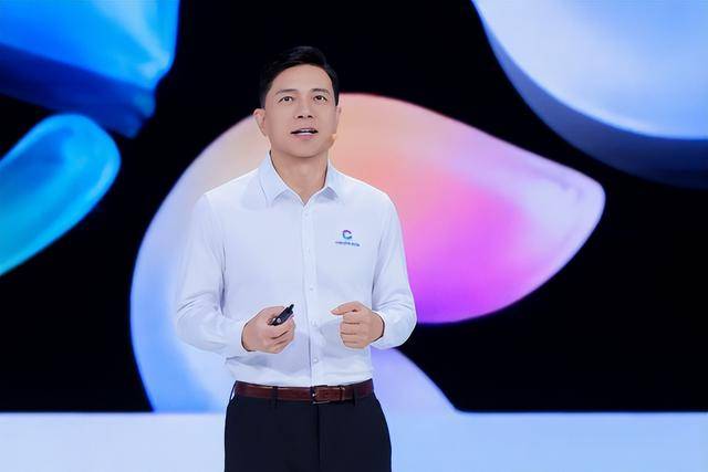 AI时代度量衡!李彦宏首提“日活智能体数”(DAA)