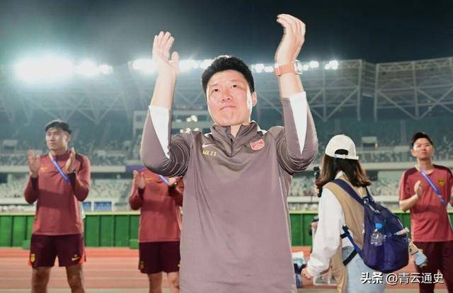 马晓旭率U17女足晋级世界杯，男足侥幸出线反被捧，反差刺痛人心