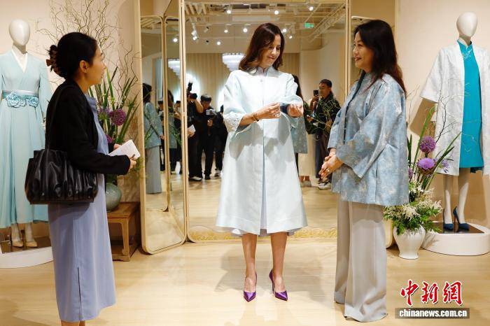 塞尔维亚总统夫人在北京体验“中国风雅和美”-华闻时空