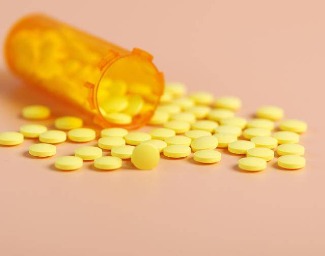 原创            前列腺增生不想手术？泌尿主任：改掉这3个坏习惯可能比吃药管用