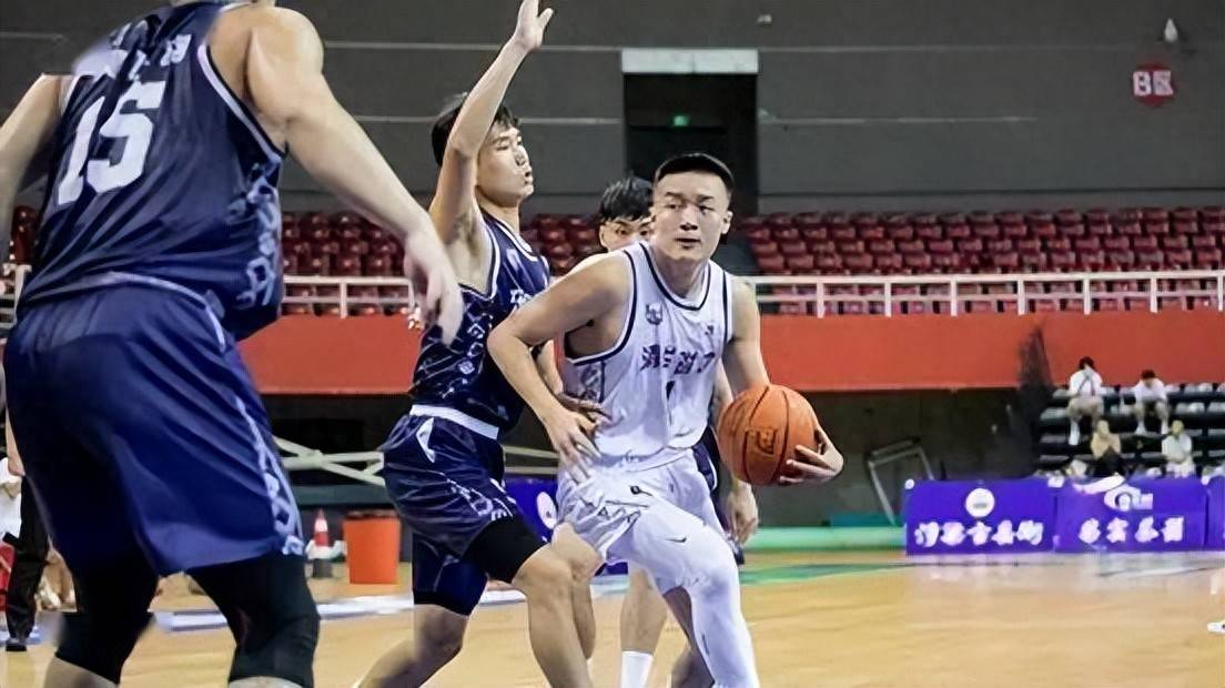 NCAA留洋男篮新星井喷！五人首发阵容成型，姚明体教改革终见硕果