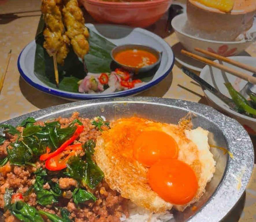 多名食客称在南昌泰铺餐厅就餐后腹泻发烧 