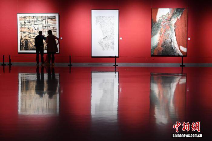 回望——中国美术家协会2025年度绘画作品展亮相内蒙古