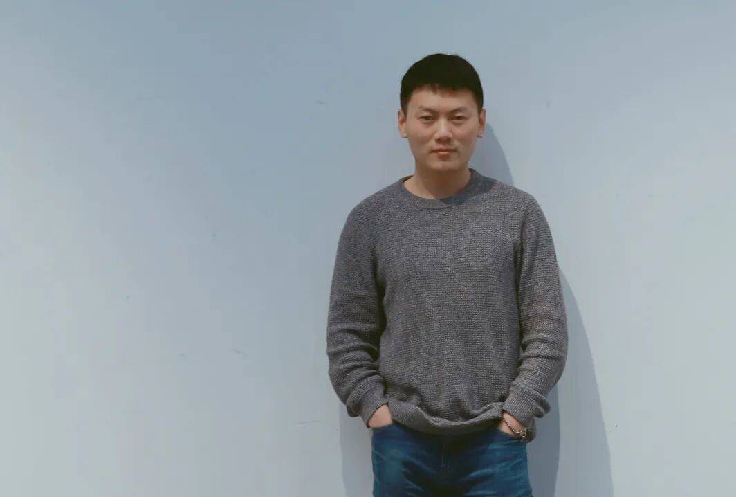 青年画家 胡永桥