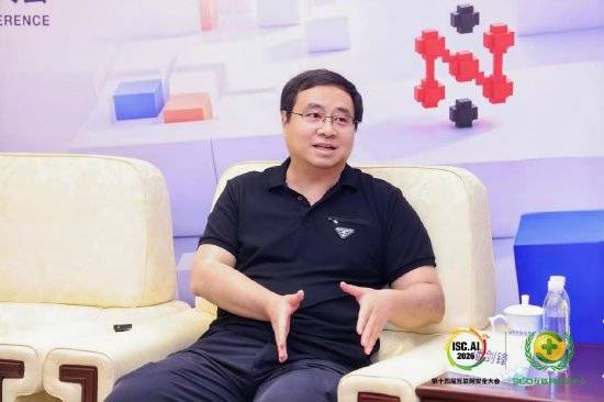 360首席科学家潘剑锋：智能体安全的核心，是驾驭AI不确定性