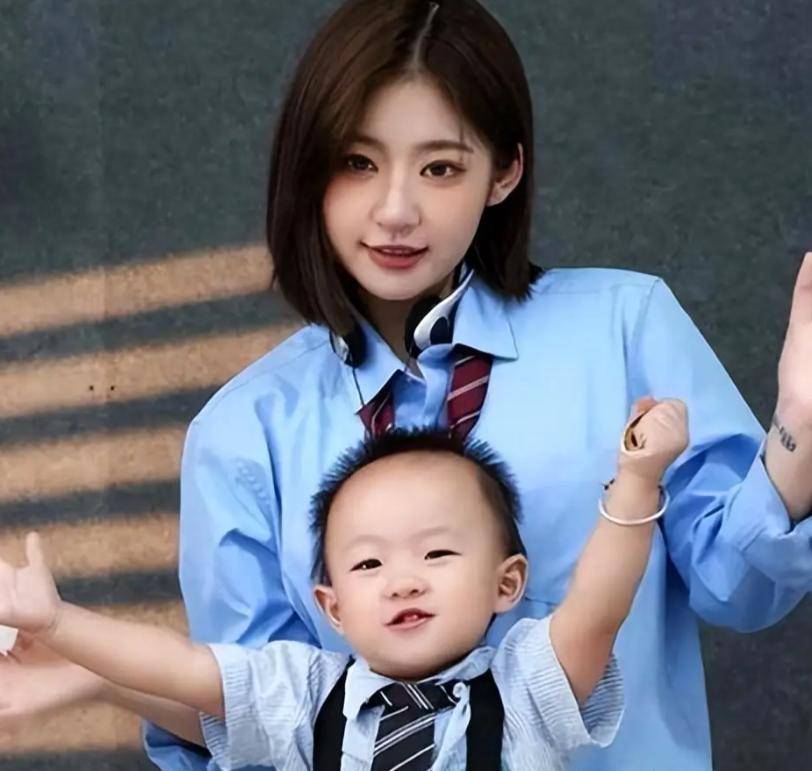 央媒终于出手了！管不住下半身的黄一鸣被女儿撕下仅剩的体面