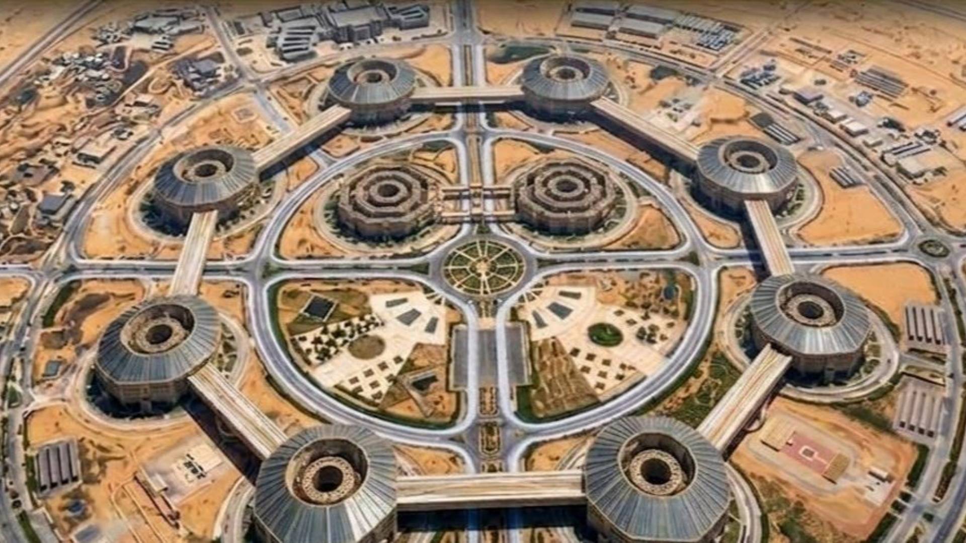 总建筑面积超五角大楼，埃及“八角大楼”启用 -华闻时空