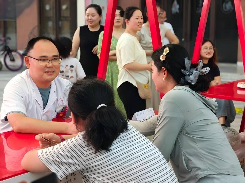 九江柴桑：药香伴晚风 小暑送安康