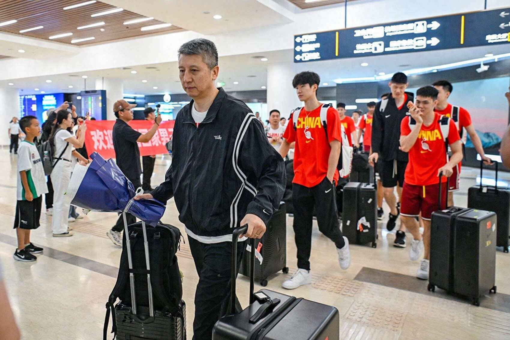 摸底考试与实战演练：国际团结杯成中国男篮关键“练兵场”｜记者观察