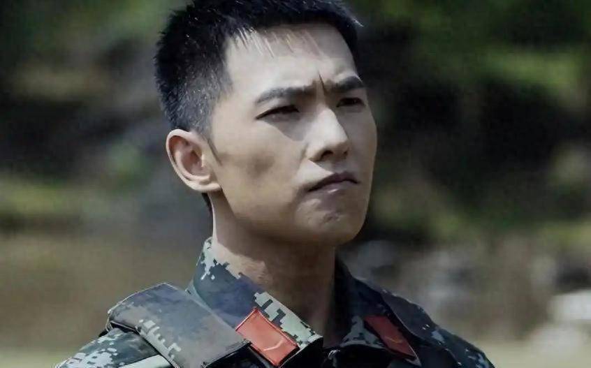『黄景瑜』曝拍完《 兵自风中来 》约欧豪健身，喊了三次才去，理由笑喷全网(『黄景瑜』拍的网剧) | 中文视讯 tvcn.com.cn