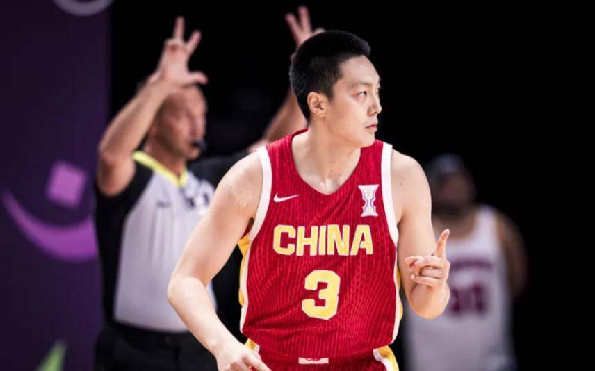 男篮世预赛12人名单逐渐明朗！胡金秋杨瀚森领衔内线，赵继伟存在压哨入选可能