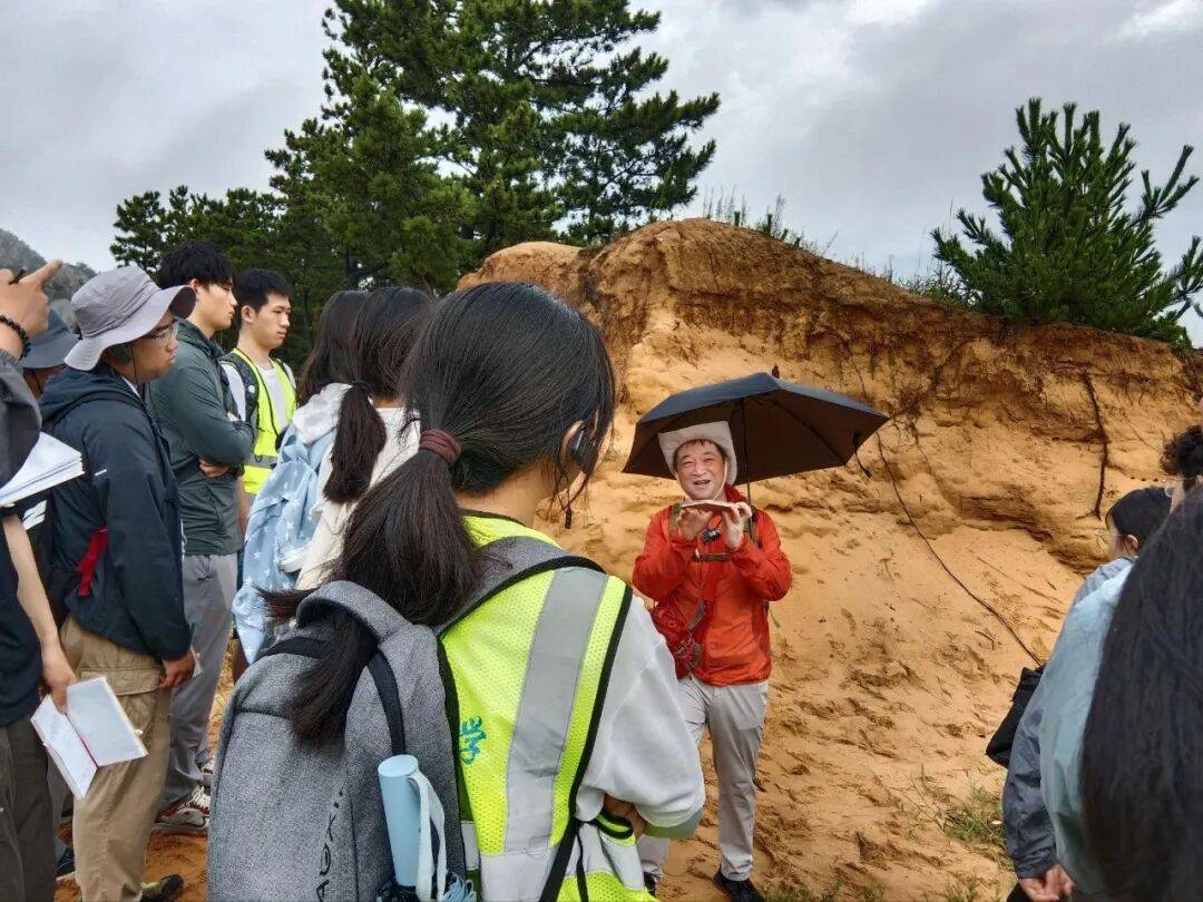 威海实习日记 | 11C252班：踏沙识海岸，研学悟家国_沙丘_郭永_地貌