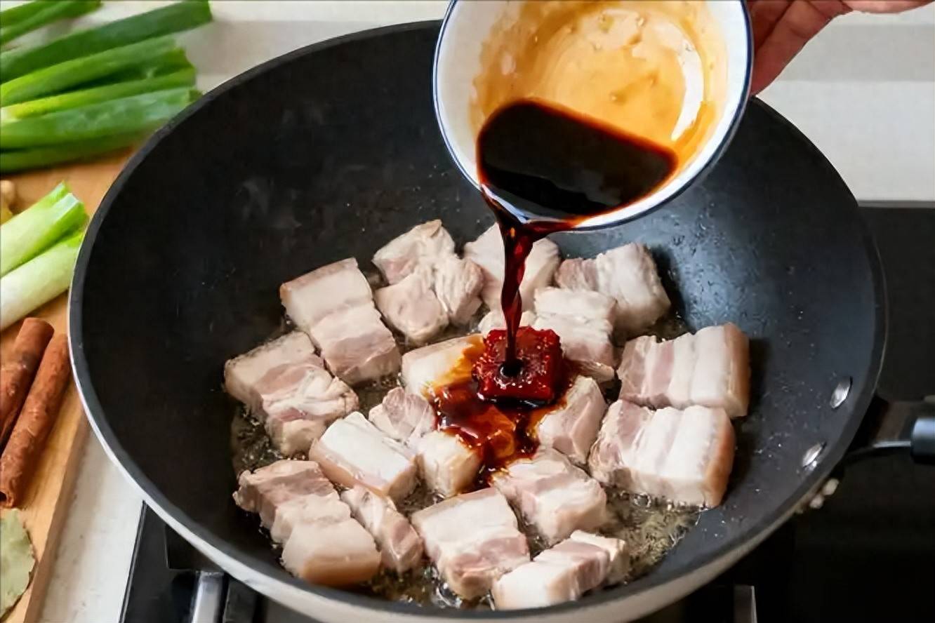 原创            猪肉再次被关注！医生发现：糖尿病人吃猪肉，不用多久有4个变化
