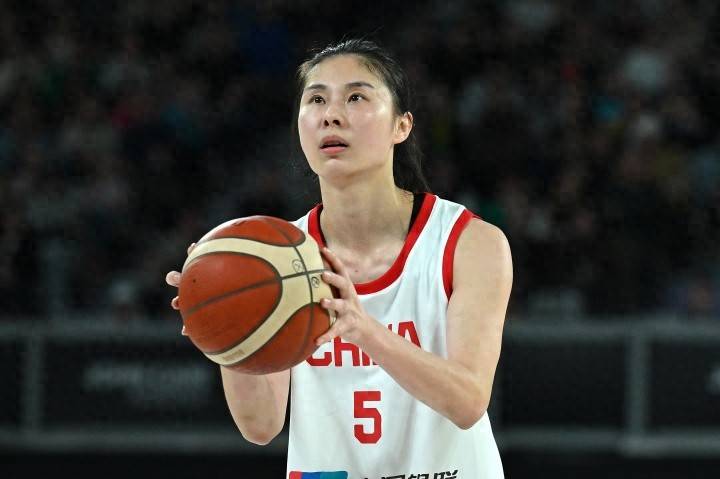 中国女篮为什么能大胜意大利?王思雨透露真正原因,原来如此