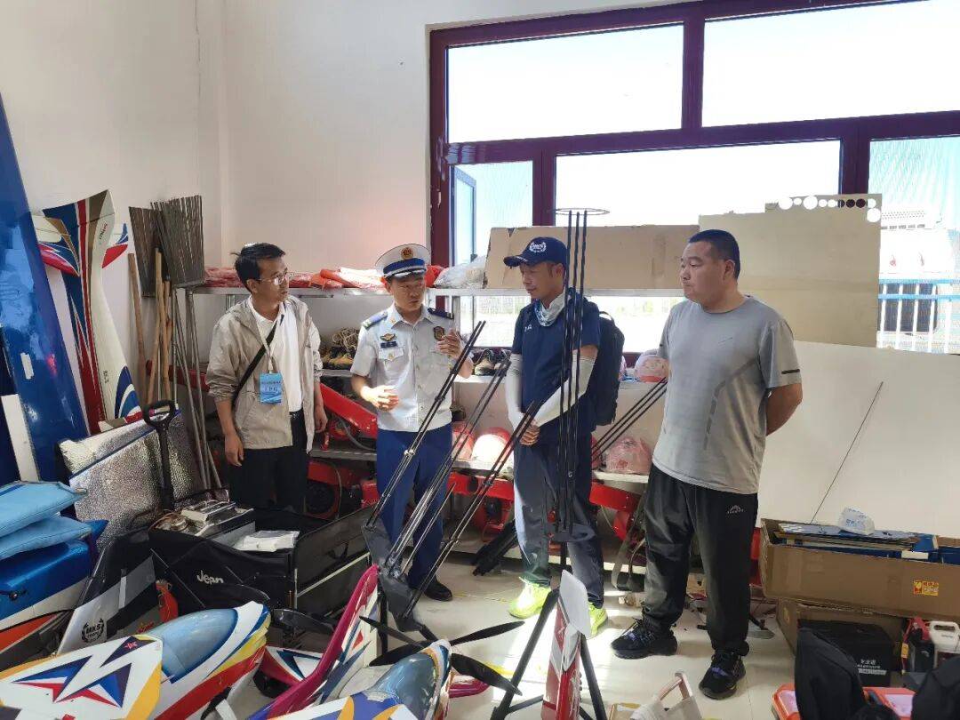 吴忠消防为航模大赛穿上“防火铠甲”