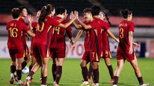 亚运会｜大胜中国香港队取得开门红，米利西奇带领中国女足夺金才能证明自己