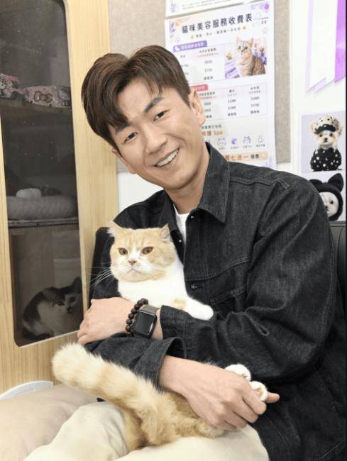 TVB男星马贯东回应妈妈与李家鼎20年恋情！入行20年首当男一，否认靠关系上位