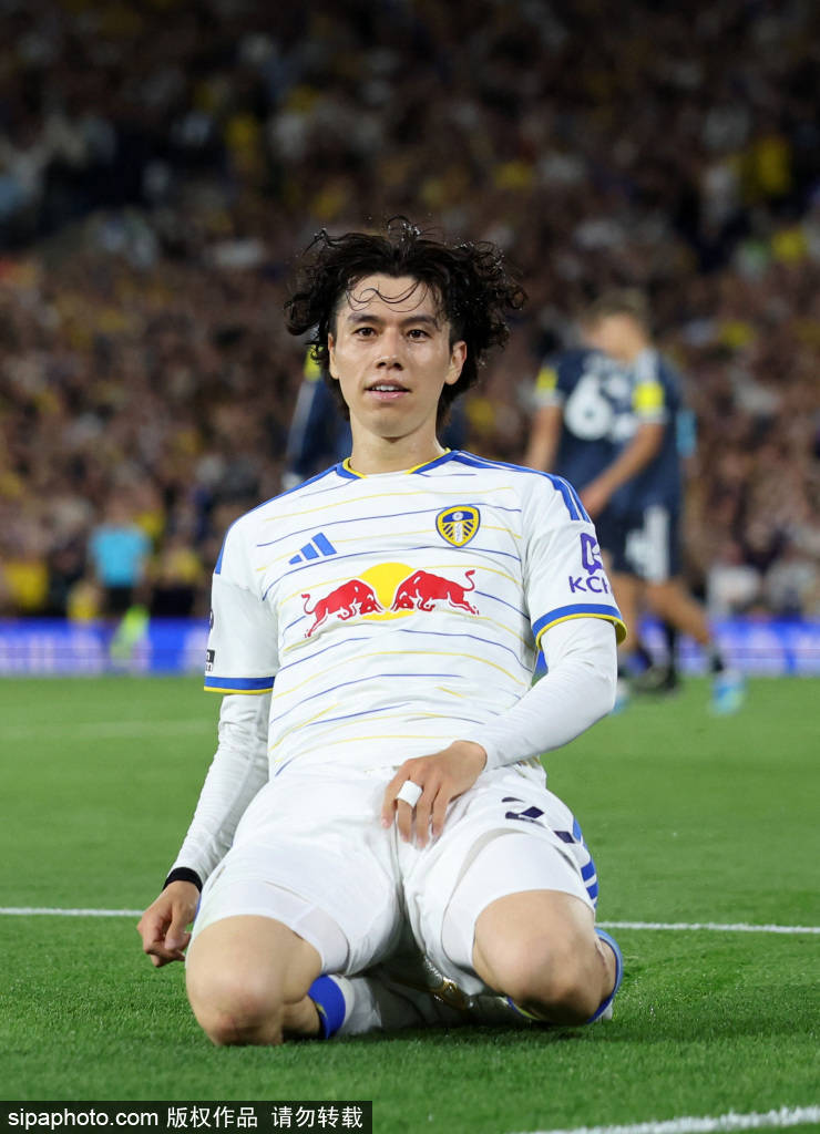 连续5轮英超未登场!日本中场核心在利物浦完全失宠,冬窗或将被清洗