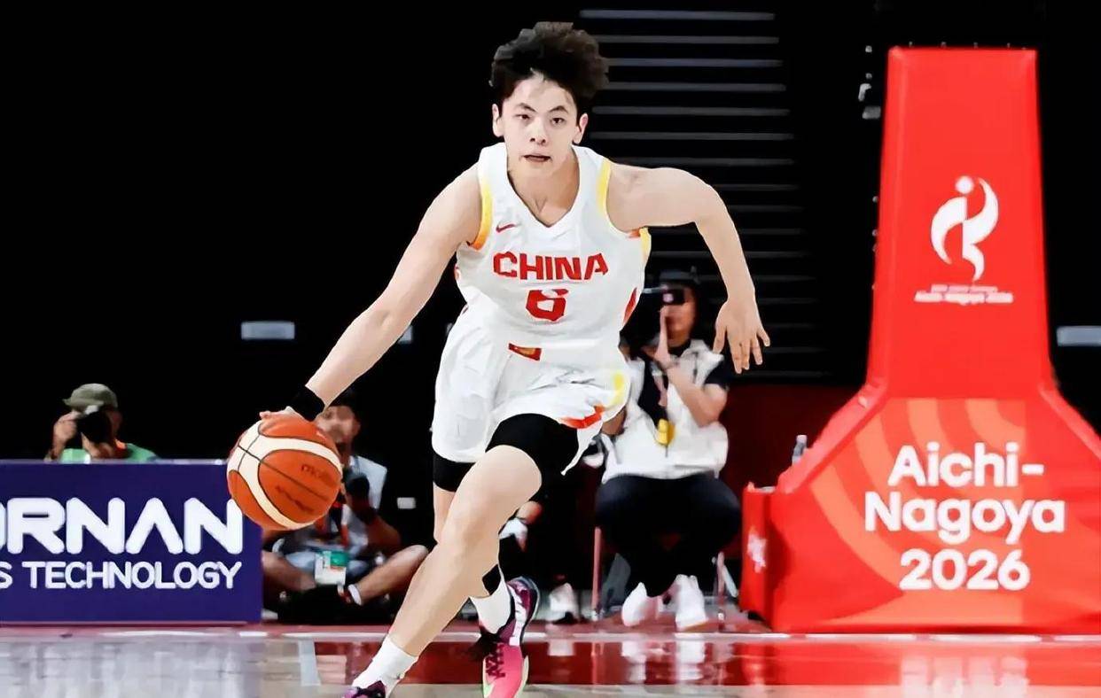 中国女篮26分胜蒙古进四强，杨舒予崴脚后半决赛如何抗韩？
