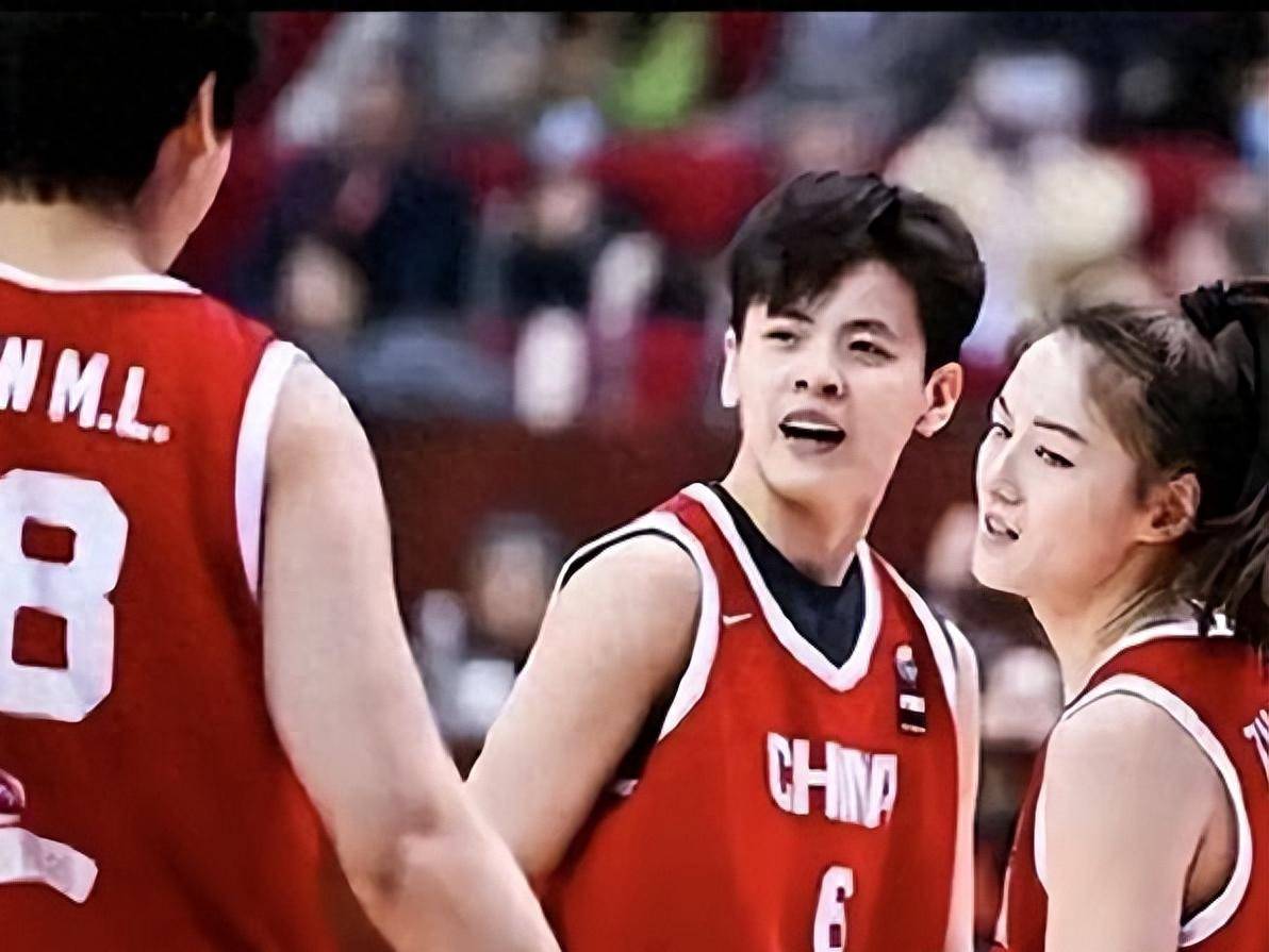 中国女篮对阵韩国女篮！12人名单没变，但首发阵容发生变化