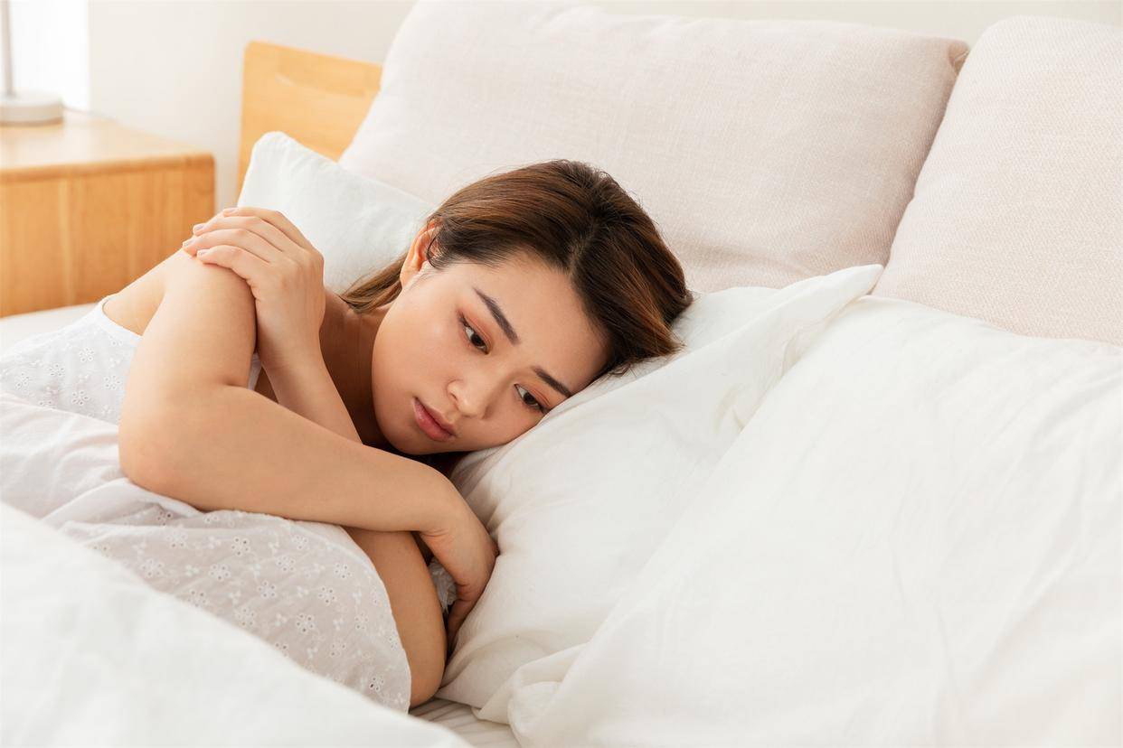 
        女人肯陪你照顾生病的父母，说明她嫁的是你这个人，不是你的条件