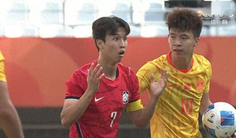 中国U23男足1-2输韩国，产生3个不可思议，韩国踢我们也很费劲！