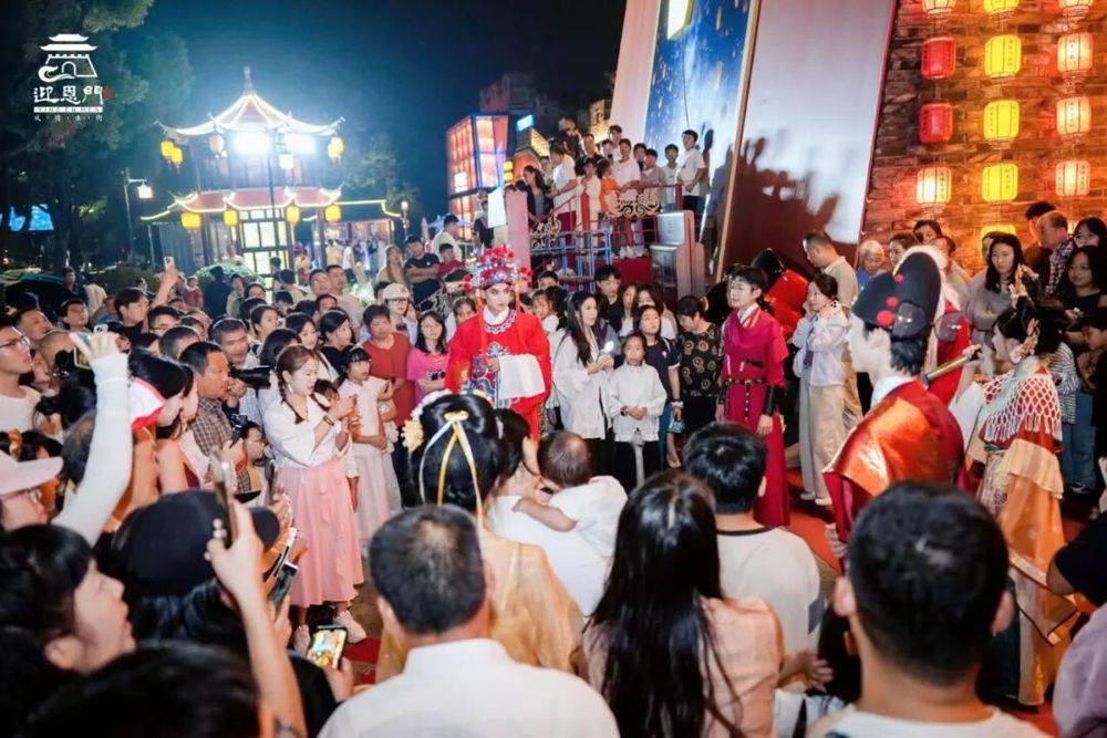 飘雨算什么！绍兴夜空炸出千盏星，无人机秀