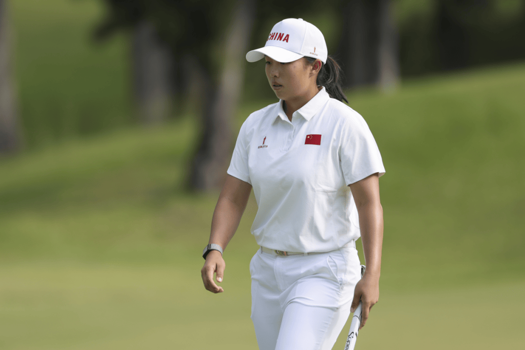 守得云开见月明，中国女队赢亚运会高尔夫女团金牌，殷若宁获银牌