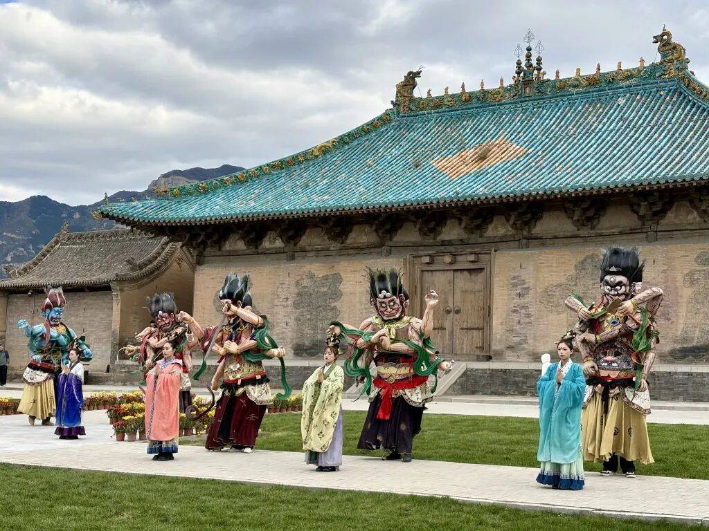 浑源何以悬空寺__浑源县城到悬空寺