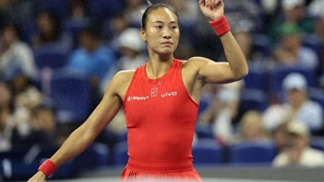 创造历史，中网首位本土女单冠军！郑钦文2-0击败俄罗斯名将安德烈耶娃