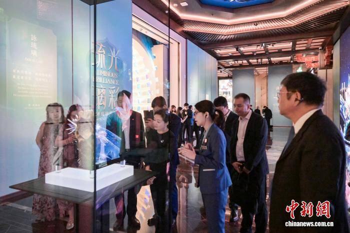 _2026淄博琉璃展开幕_澳门博物馆琉璃展