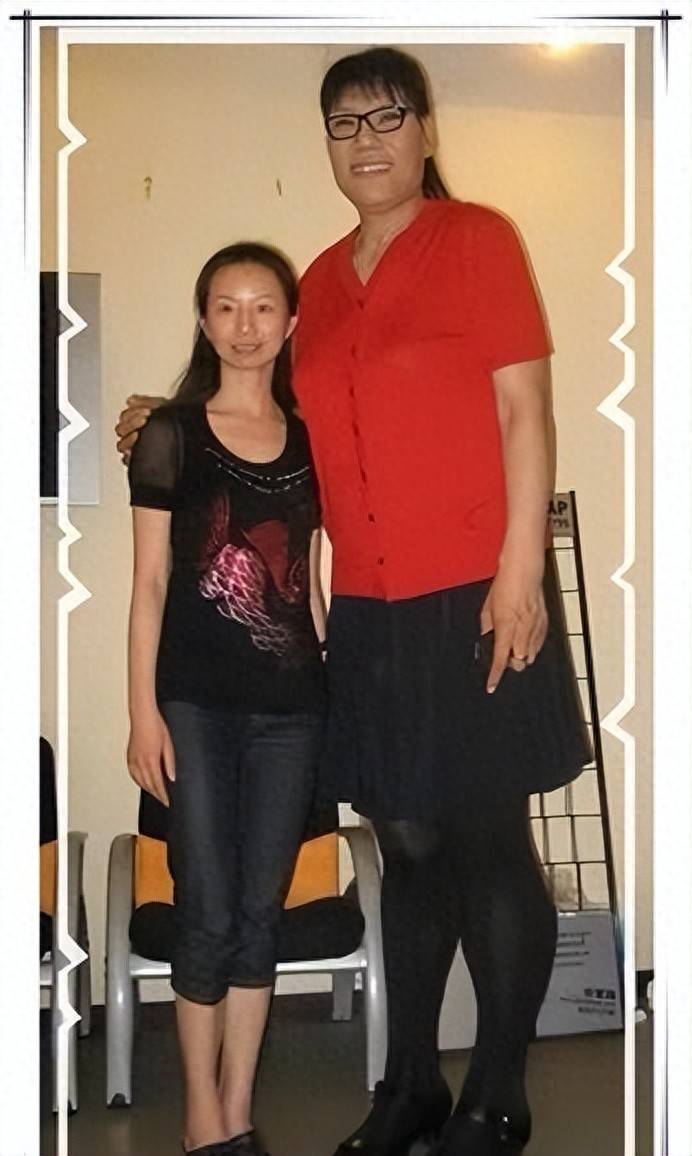 亚洲第一女中锋郑海霞：嫁给粉丝，16年没生娃，如今他们幸福吗？