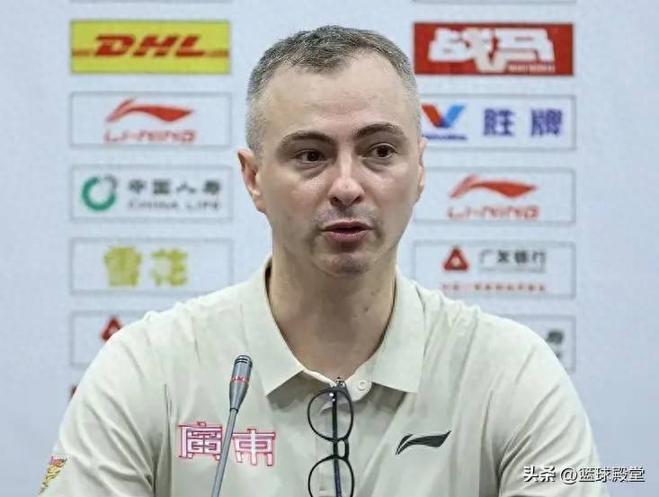 广东胜宁波发布会！徐杰身体不适缺席，胡明轩强调磨合找最佳状态