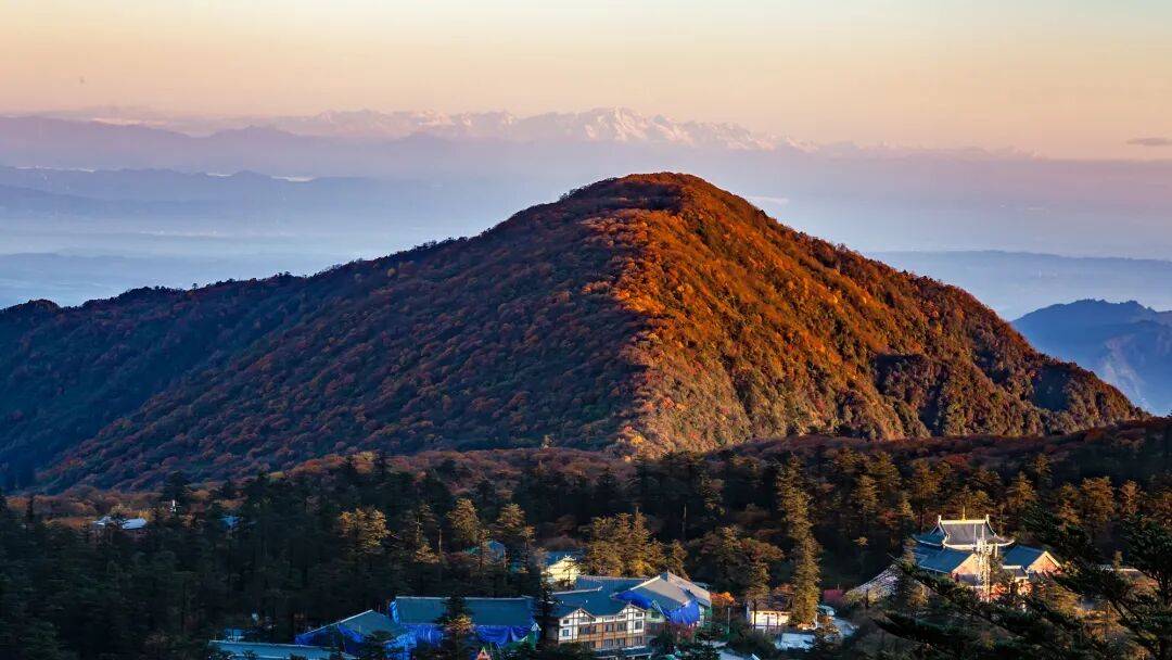 峨眉山秋景即将达到巅峰，还有秋季徒步限定奖牌等你来挑战(图16)